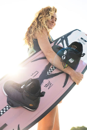 Liquid Force Vida 6X Wakeboard Bindings 2022 - BoardCo