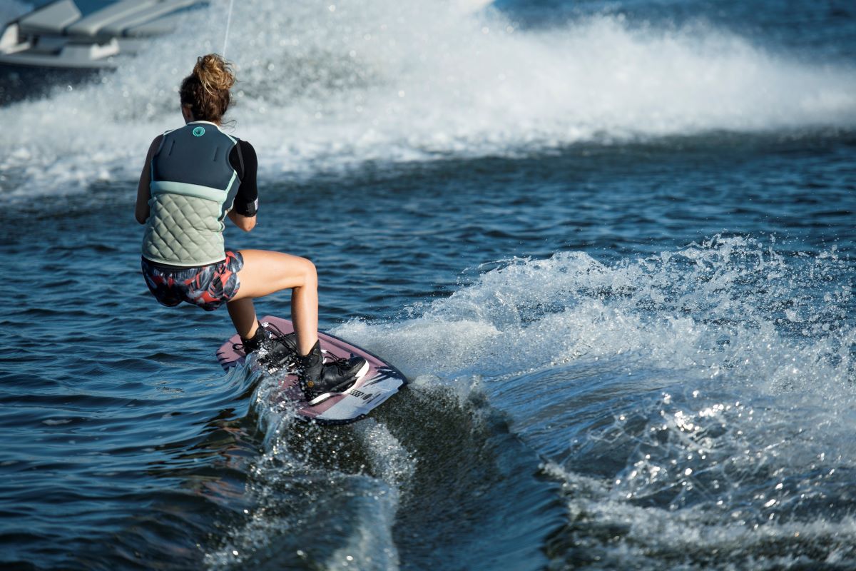 Liquid Force Vida 6X Wakeboard Bindings 2022 - BoardCo