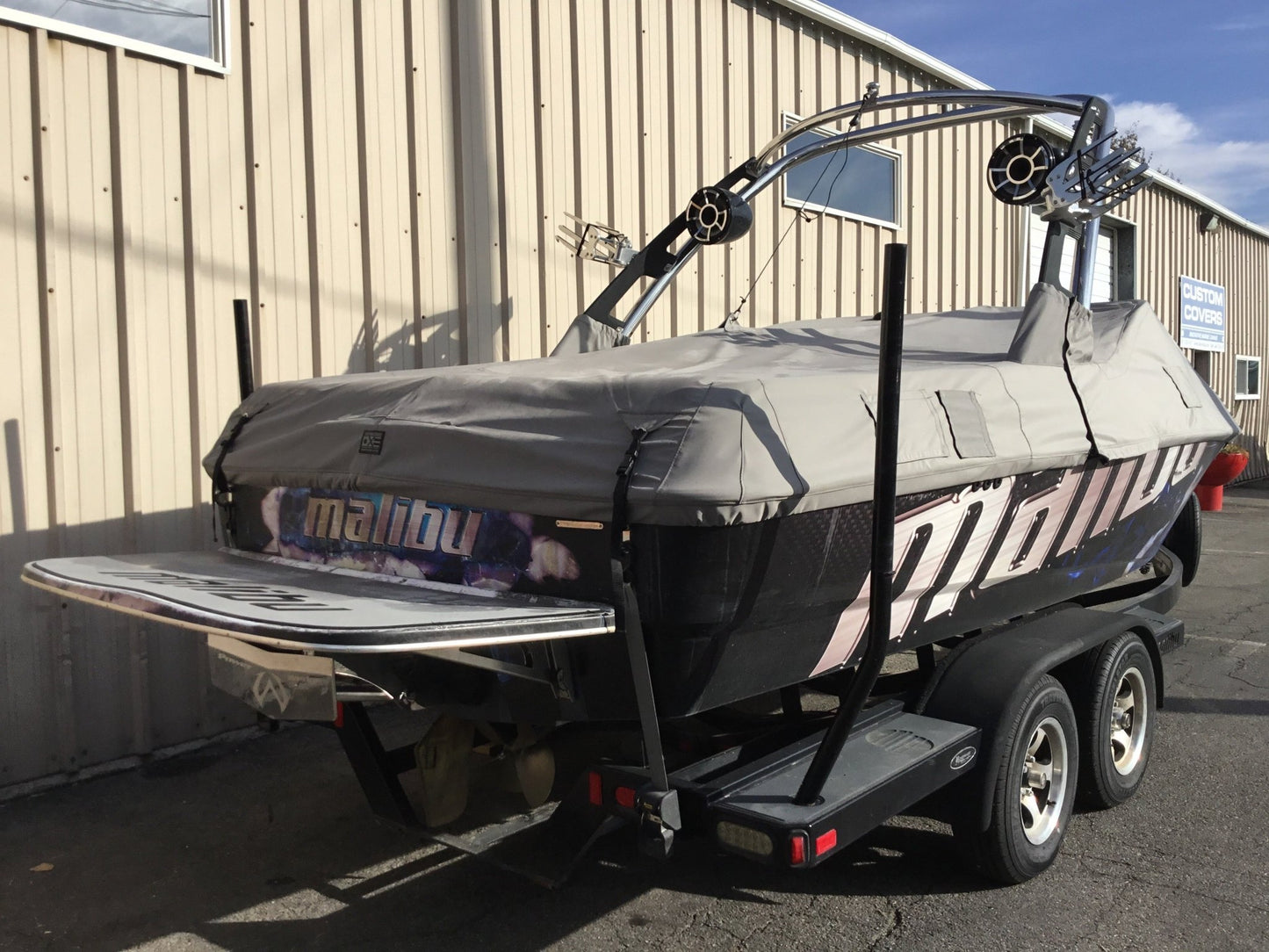 Malibu 21 LSV Illusion G3 Cinch Cover - BoardCo