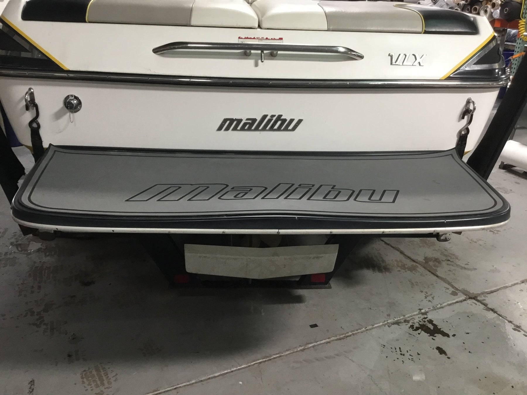 Malibu 21 VLX Swim Platform Cover - BoardCo