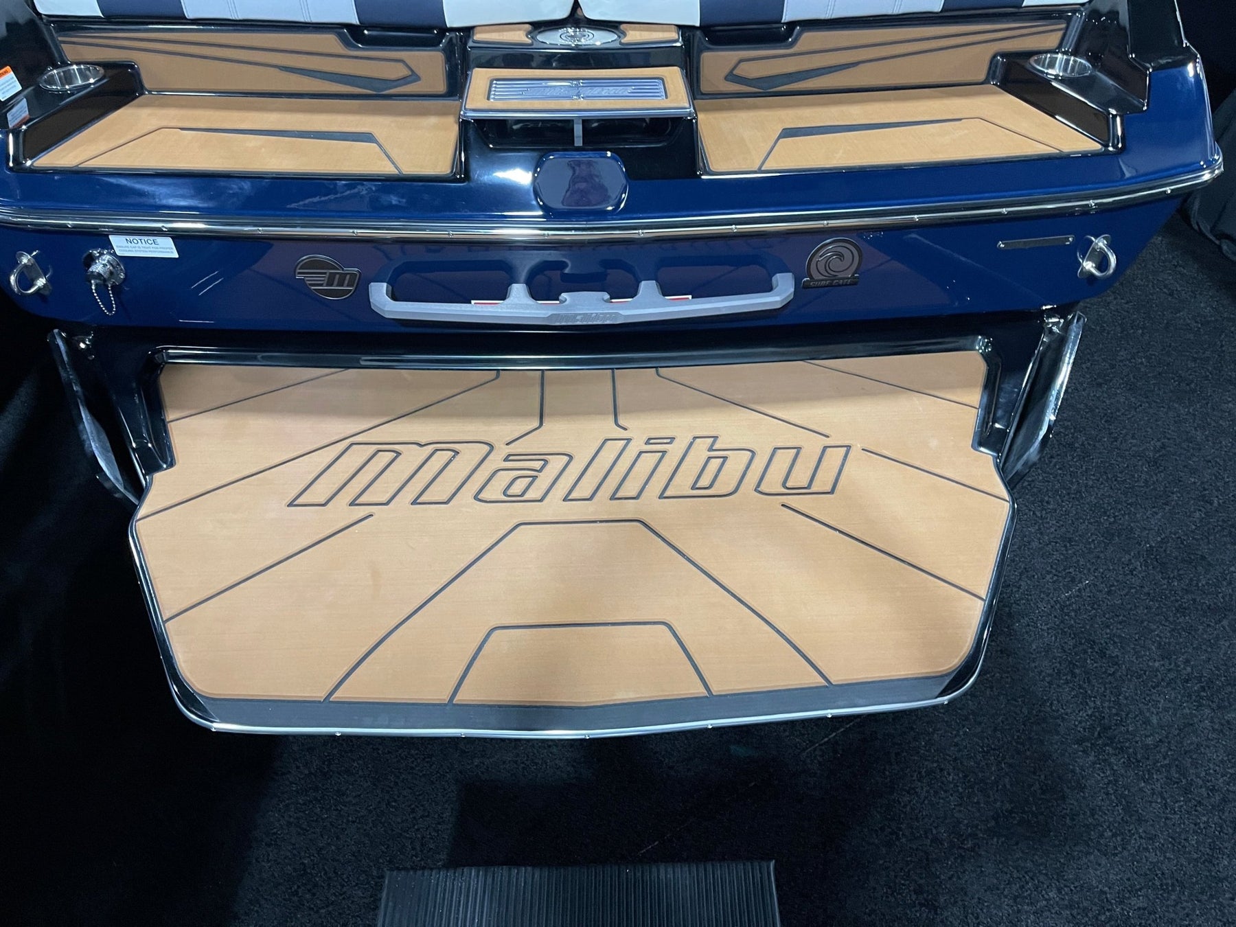 Malibu 21LX no step Swim Platform Cover - BoardCo