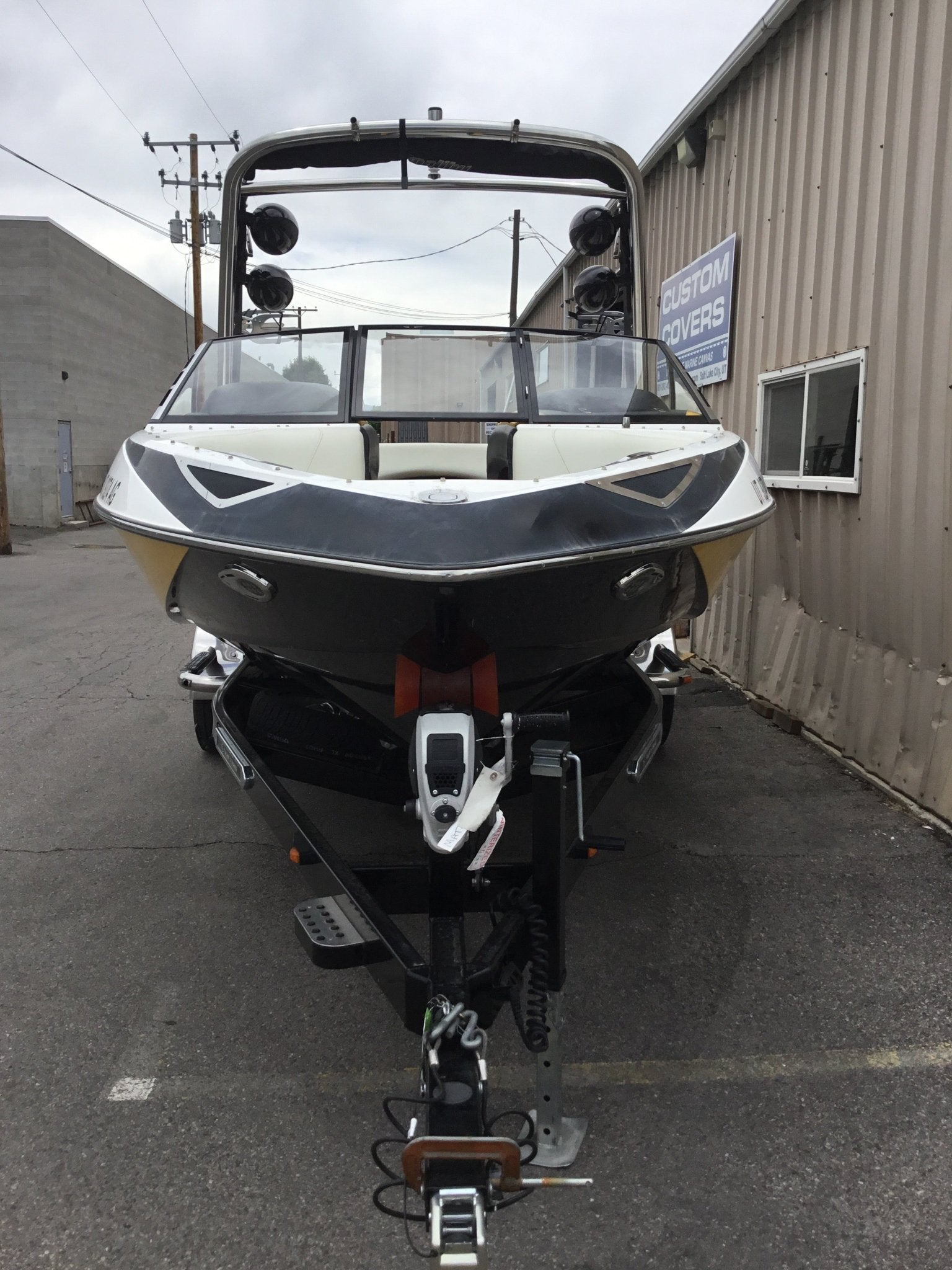 Malibu 23 LSV Wake Setter Cinch Cover - BoardCo