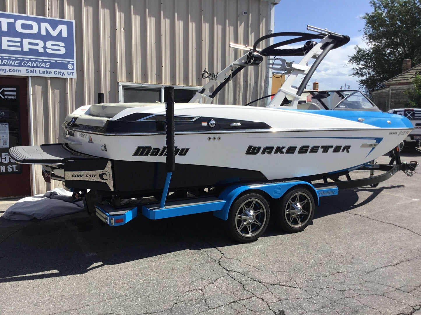 Malibu 23 LSV Wakesetter Cinch Cover - BoardCo