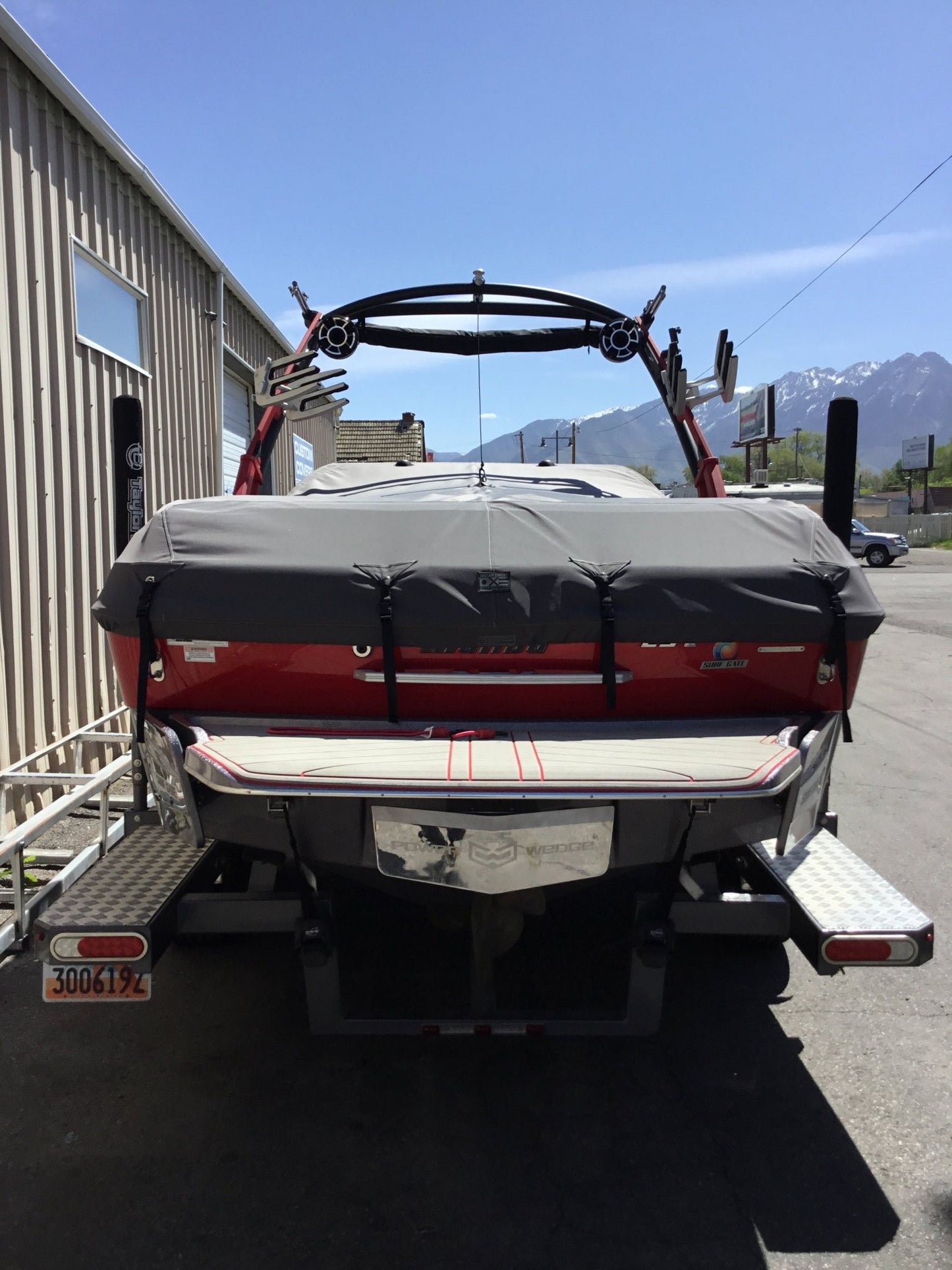 Malibu 23 LSV Wakesetter Cinch Cover - BoardCo