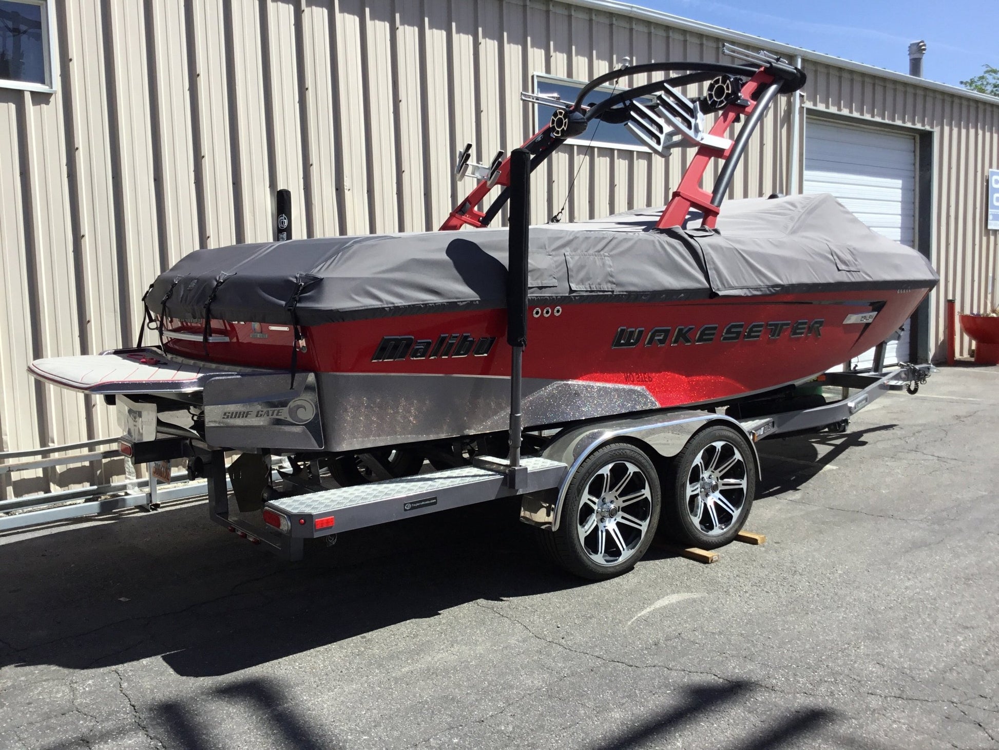 Malibu 23 LSV Wakesetter Cinch Cover - BoardCo