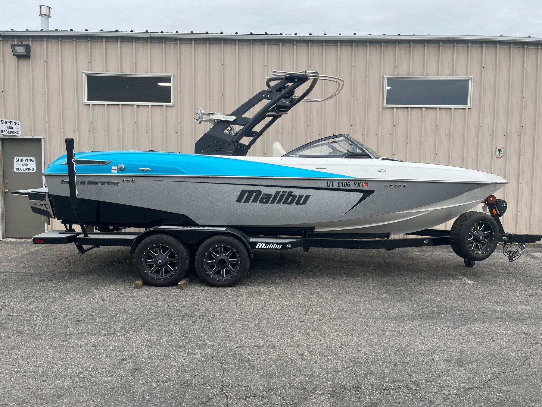 Malibu 23 LSV with G3.5 Tower and Factory Bimini Double Up Storage Cover - BoardCo