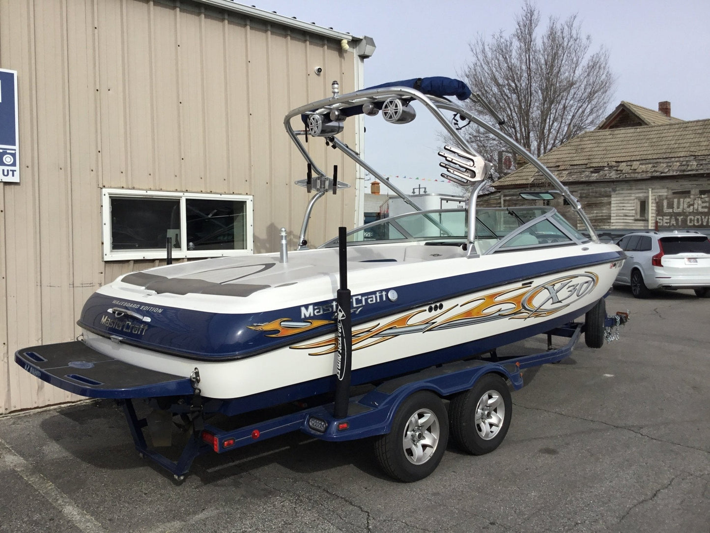 Master Craft X30 with Zero Flex 4 Tower Cinch Cover - BoardCo