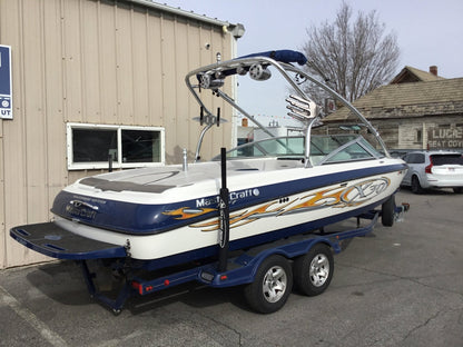 Master Craft X30 with Zero Flex 4 Tower Cinch Cover - BoardCo