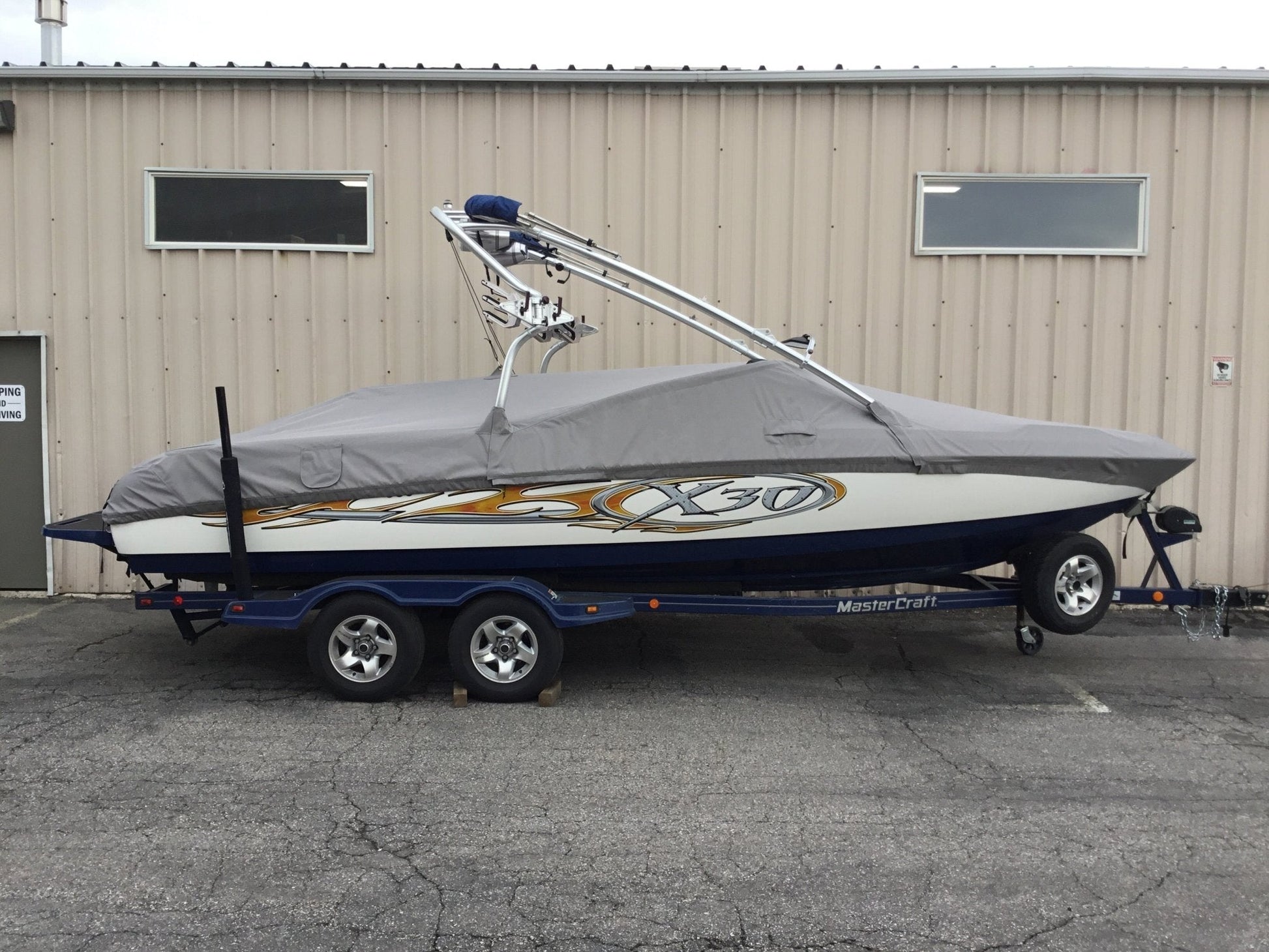 Master Craft X30 with Zero Flex 4 Tower Cinch Cover - BoardCo