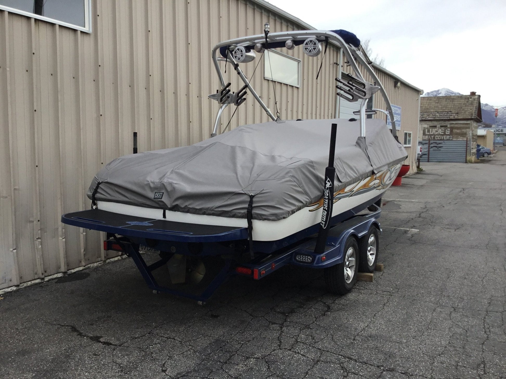 Master Craft X30 with Zero Flex 4 Tower Cinch Cover - BoardCo