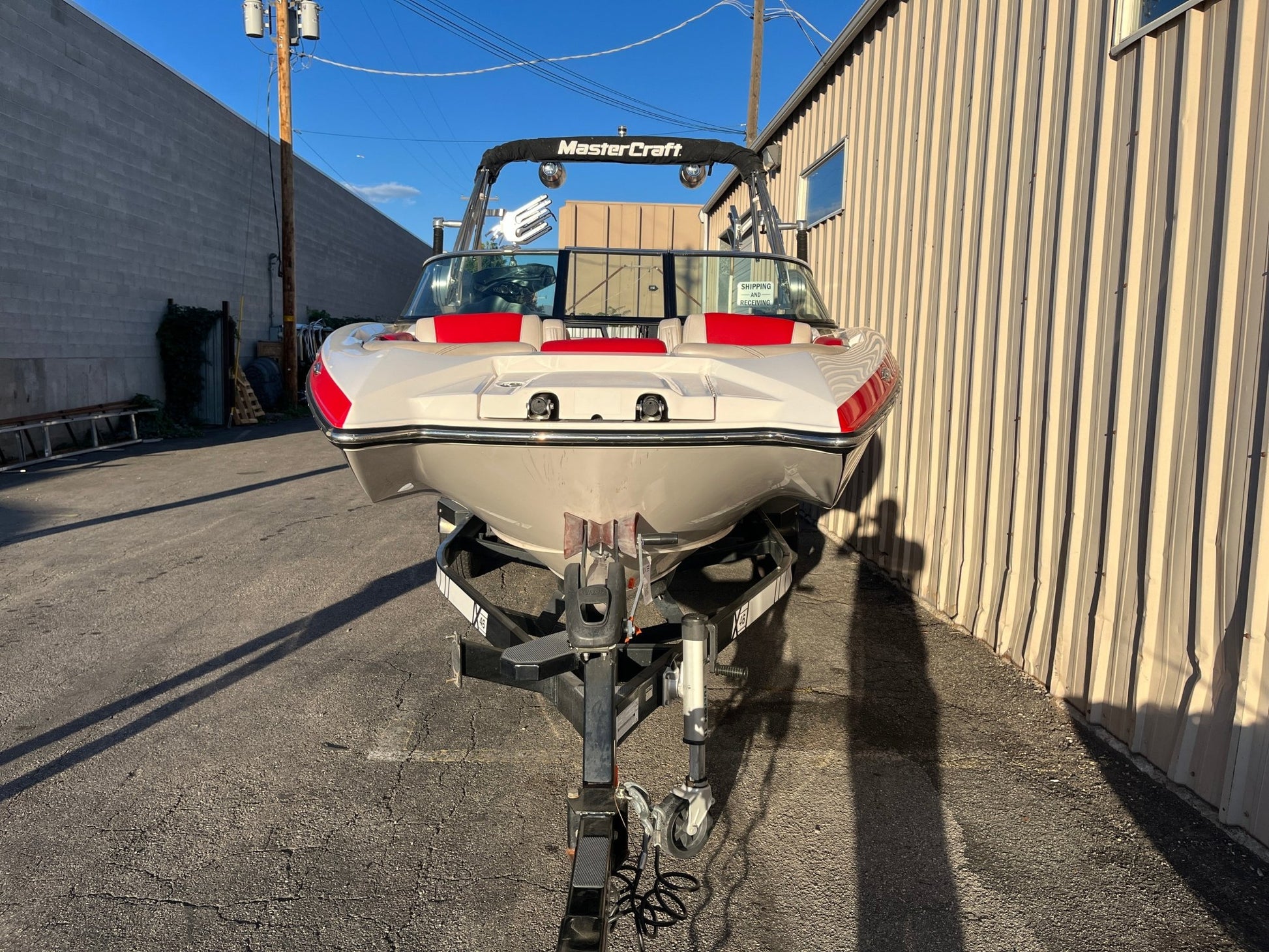 MasterCraft X46 With ZFT4 Tower Cinch Cover - BoardCo