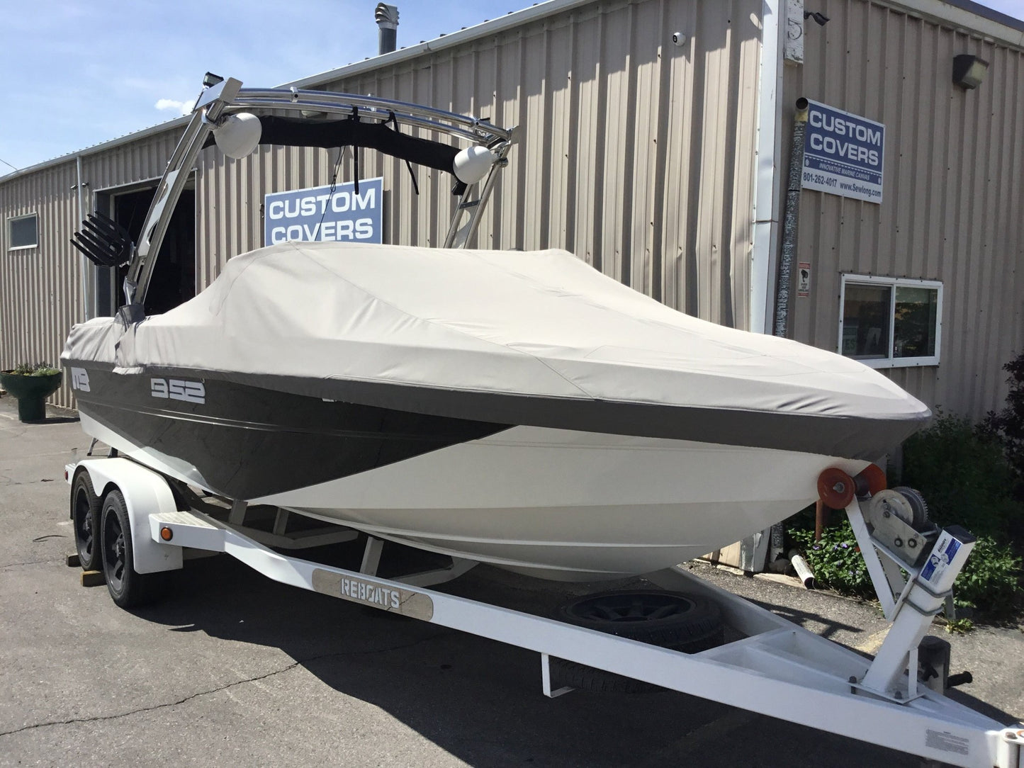 MB B52 23' Forward Tubular Tower - BoardCo