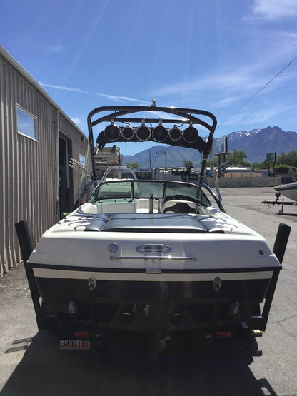 MB B52V 25 with AP 2.0 Tower Cinch Cover - BoardCo