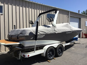 MB Tomcat 24 Skylon Forward Facing Tower Cinch Cover - BoardCo