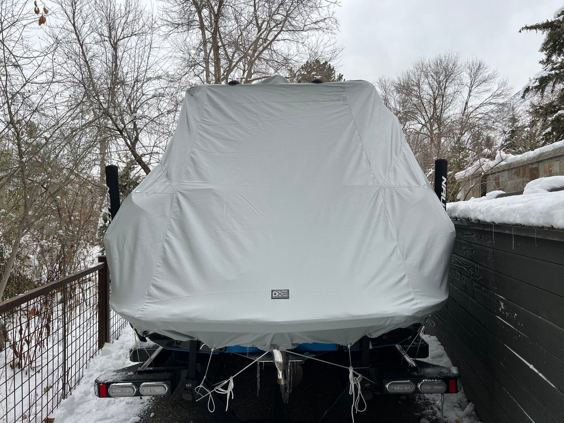 Nautique G23 with FCT v2 Double Up Storage Cover - BoardCo