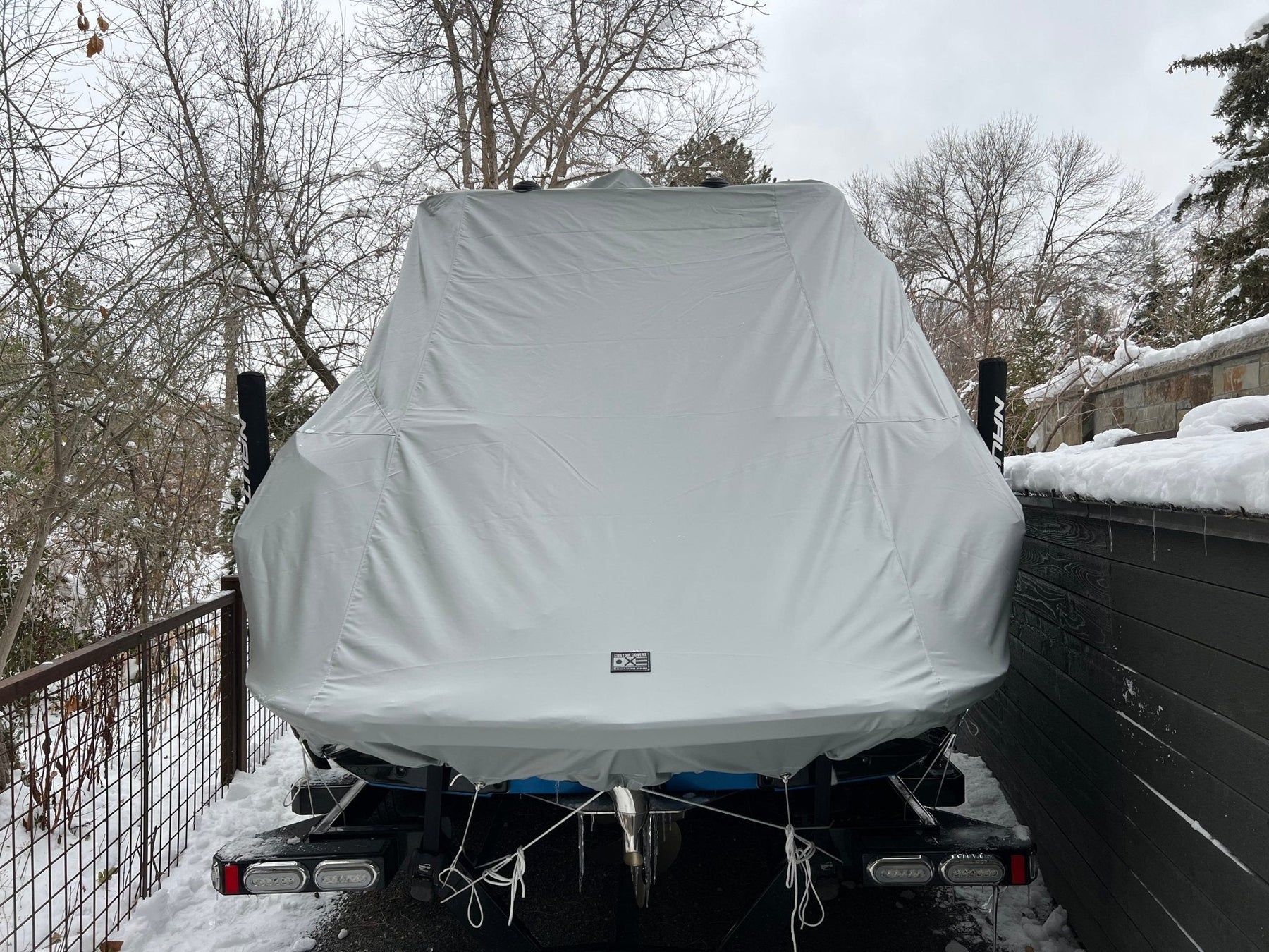 Nautique G23 with FCT v2 Double Up Storage Cover - BoardCo