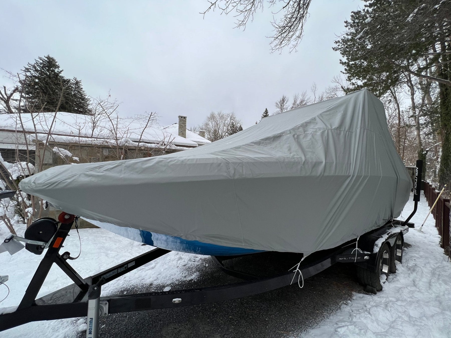 Nautique G23 with FCT v2 Double Up Storage Cover - BoardCo