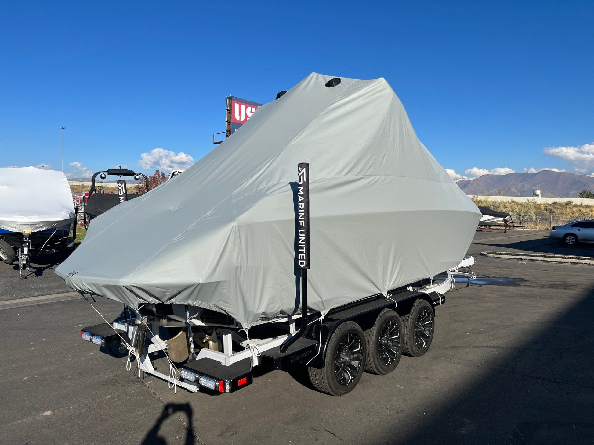 Nautique G23 with Flight Control Tower and Factory Bimini - BoardCo