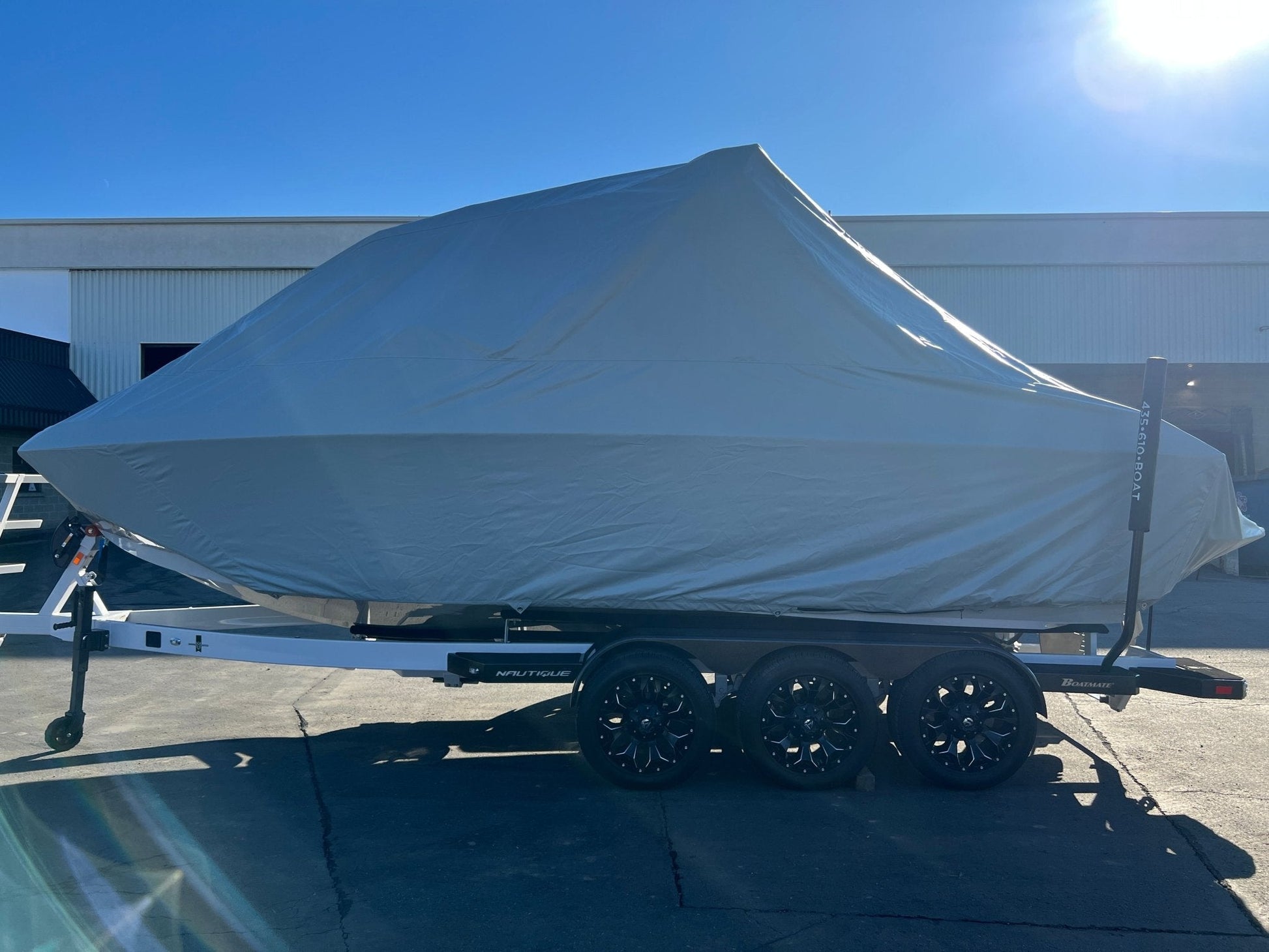 Nautique G23 with Flight Control Tower and Factory Bimini - BoardCo