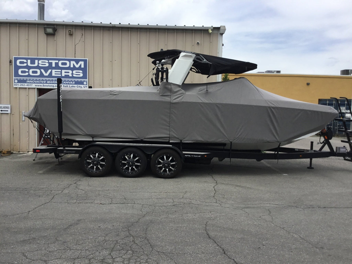 Nautique G25 Telescoping Tower Hull Cinch Cover - BoardCo
