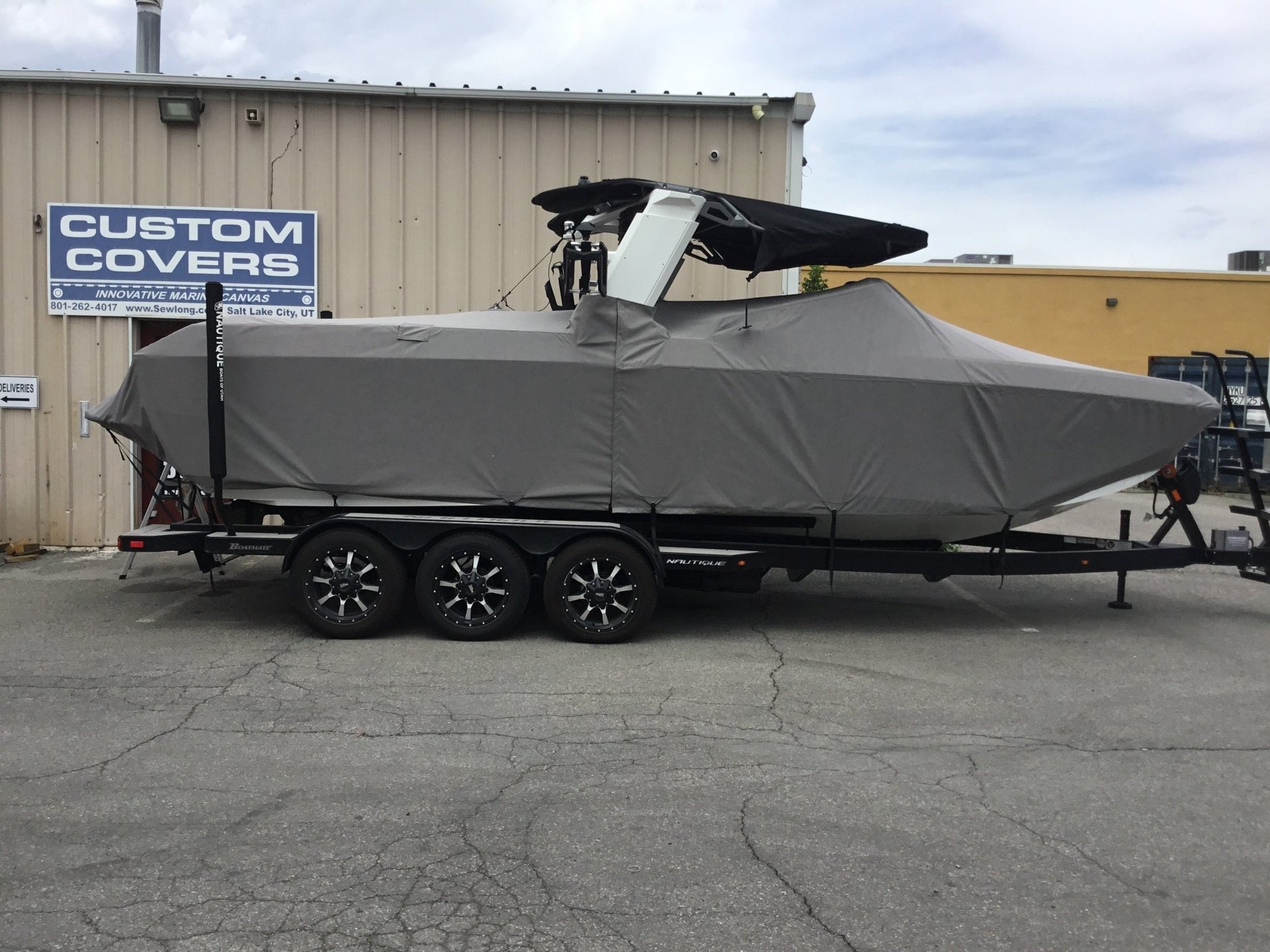 Nautique G25 Telescoping Tower Hull Cinch Cover - BoardCo