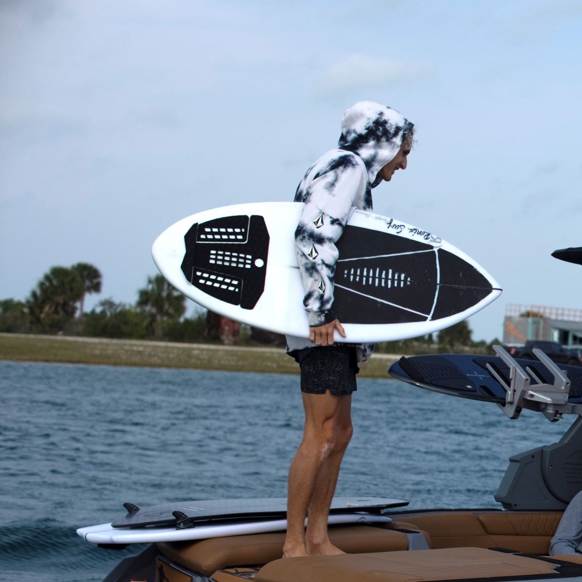 Ronix Flyweight Skimmer Wakesurf Board 2022 - BoardCo