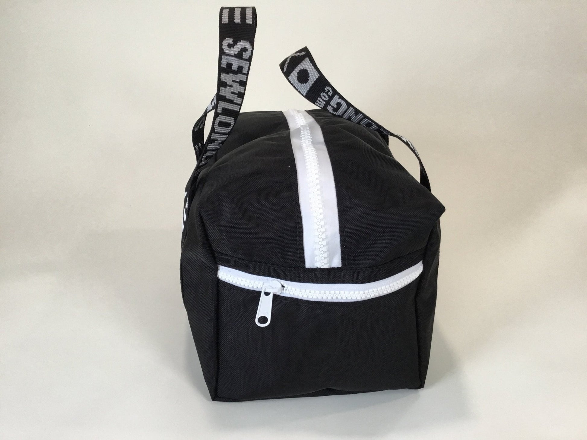 Small Duffle Bag - 16' x 10" x 10" - BoardCo