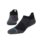 Stance Run Light Tab Socks in Black - BoardCo