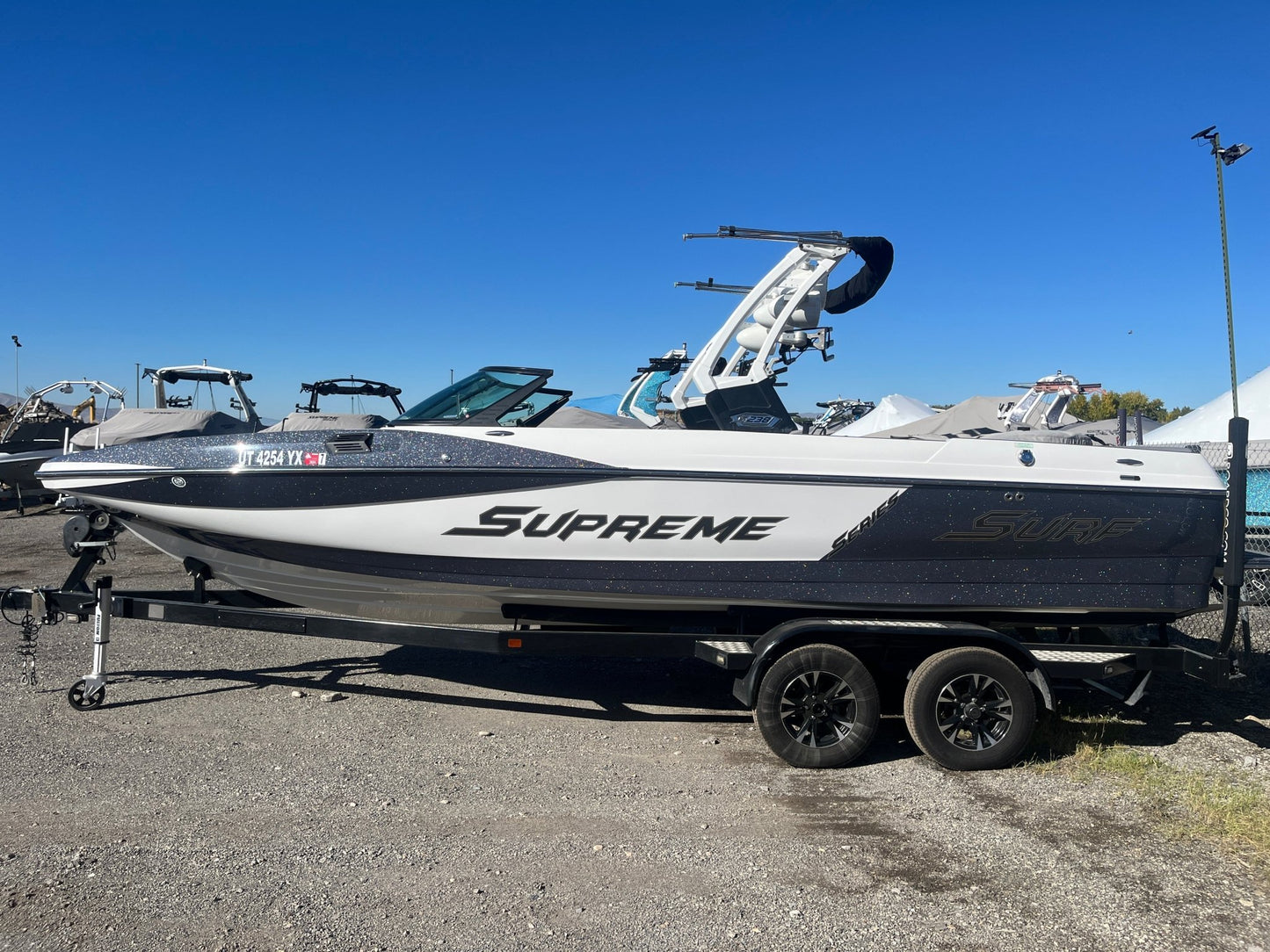 Supreme S238 With Octo Tower - BoardCo