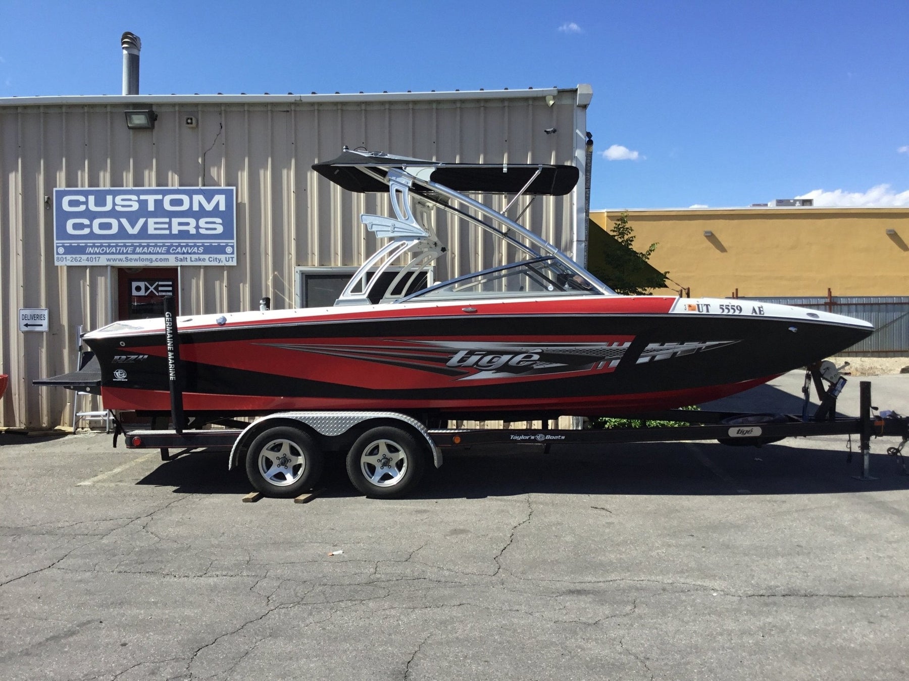 Tige with Tube Tower Folding Canopy Top - BoardCo